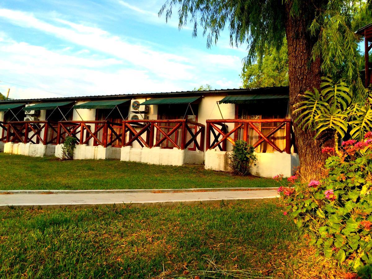 Aventura En Esquina Esquina (Corrientes) Exterior photo